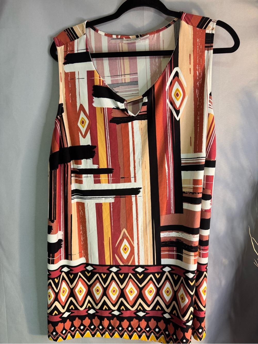 Avenue Sleeveless Tunic in Rust Multi Geometric